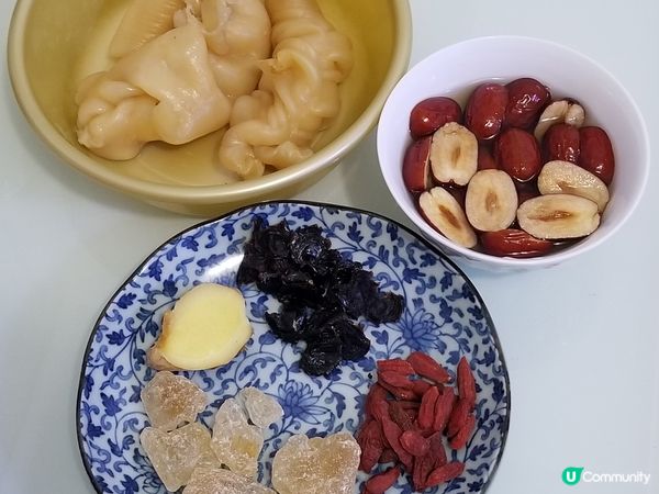 冰糖紅棗花膠糖水