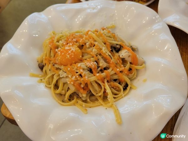 睇到ulifestyle介紹中環樓上cafe推出任食任飲任坐...