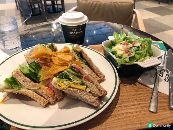 Club sandwich + Caesar salad