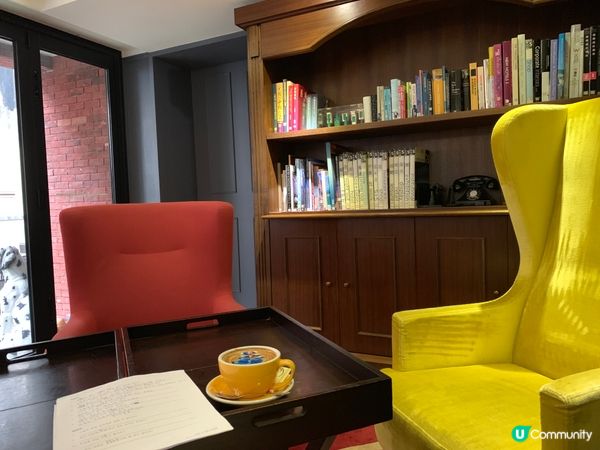 英倫風cafe, 鬧市中的寧靜休息地方，職員很用心沖泡，咖啡...