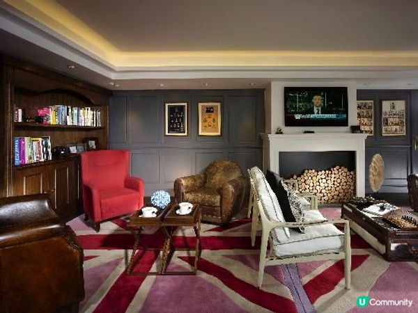 英倫風cafe, 鬧市中的寧靜休息地方，職員很用心沖泡，咖啡...