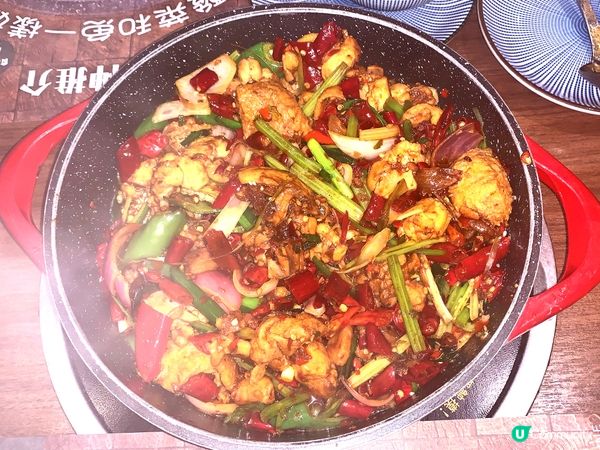 這間位於愉景灣「一麵春風　」的餐廳,這裡有各種不同的中菜和川...