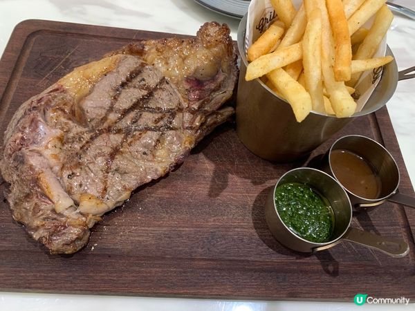 大蝦沙律係OK 架，但個牛就…