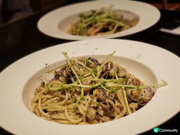 黑松露鳳尾蝦蜆肉忌廉意粉