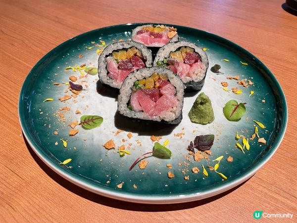 日本北海道石狩川大閘蟹～😆其實唔知啱唔啱時間吃，肉質實淨，都...