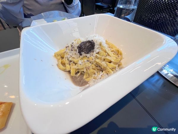 之前去大館食Aaharn 見到呢間新開嘅意大利餐廳，以前呢度...