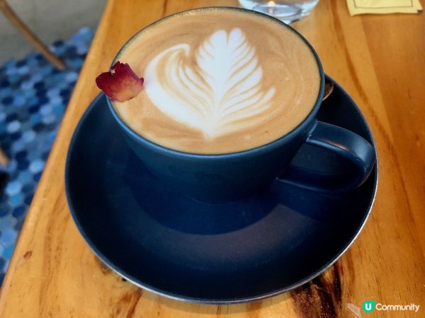 billows 環境優美, 舒適。咖啡很香濃, 質素很好。一...