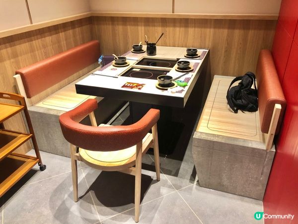 青衣城新開了一間自助火鍋店 — 犇陣，和牛及海鮮的質素很好，...