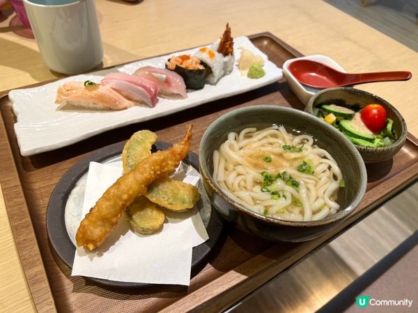 我哋又嚟到銅鑼灣希慎廣場嘅千両食午餐