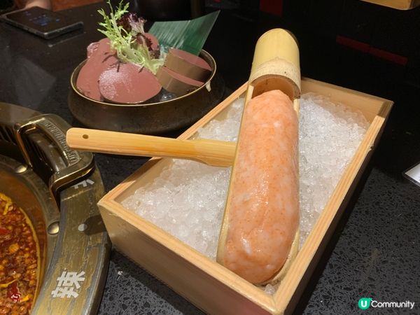 前幾年麻辣火鍋的確令人趨之若鶩，特別有一間餐廳簡直是吃麻辣T...