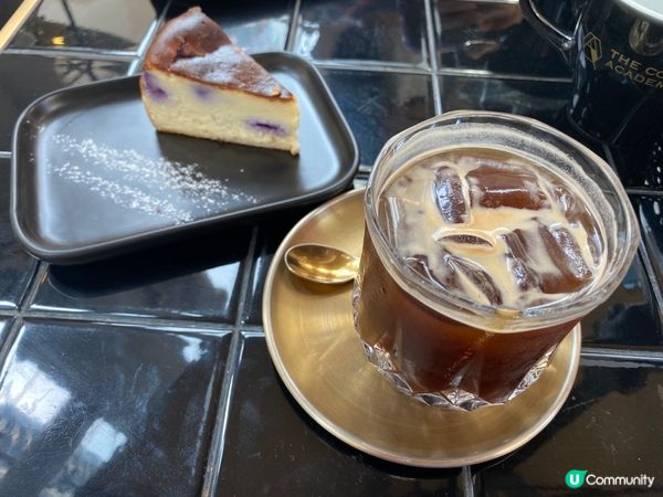 又來打卡 ice long black ☕️ + blueb...