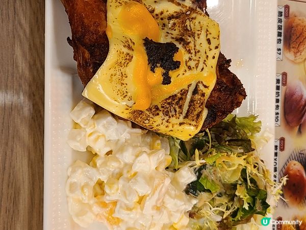 絕對是魔鬼👻的誘惑，黑松露芝士炸雞髀沙律配利賓納什果沙冰，😋...