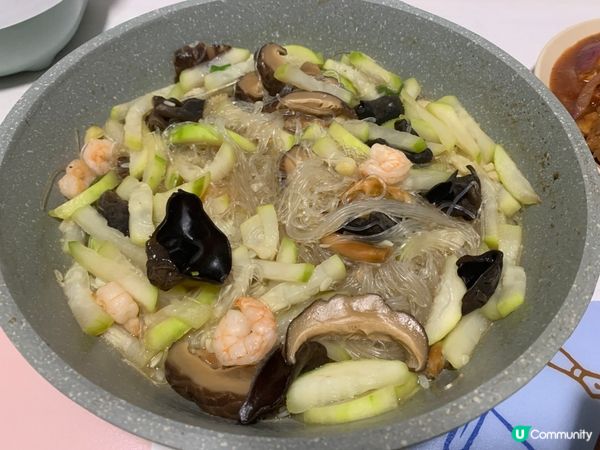 簡單、容易！在大澳買咗啲蟶子乾，店員話可以整蟶子乾煮節瓜粉絲...