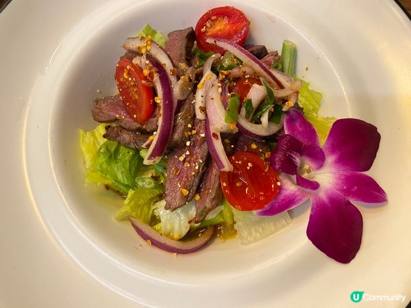 18:30前用eatigo訂枱，餐牌食物半價，飲品收正價。