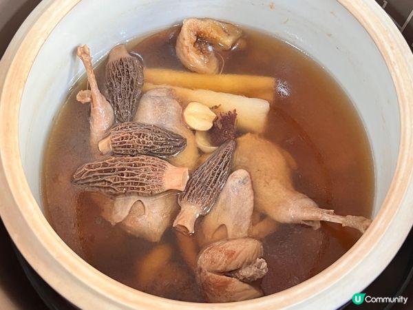 冬日暖笠笠靚湯「羊肚菌淮山蓮子百合燉鵪鶉湯」。對自己好D，梗...