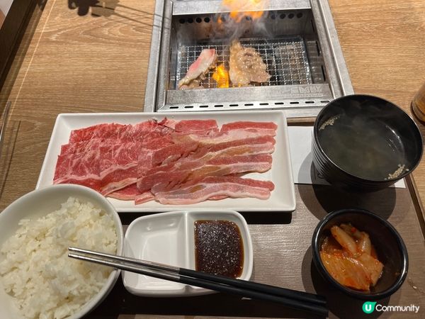 天氣凍，最啱就去食燒肉啦😋😋