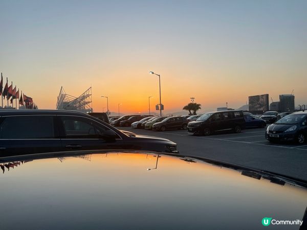 尖沙咀海運大廈嘅停車場，好多人專程嚟到打卡影相，呢度可以36...