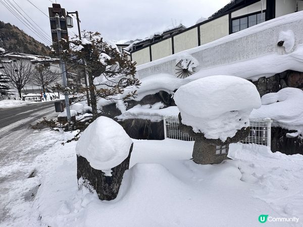 去咗平湯溫泉浸溫泉♨️ ，好厚❄️，超正的❄️景。