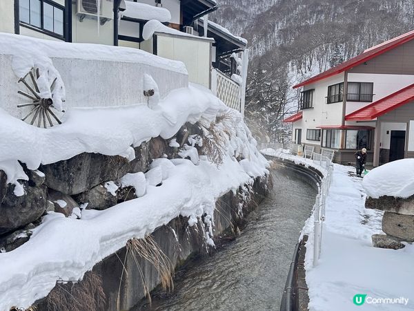 去咗平湯溫泉浸溫泉♨️ ，好厚❄️，超正的❄️景。