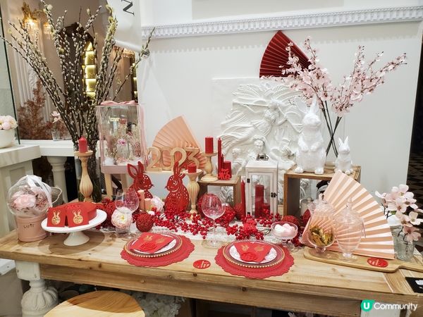 今次來到這間餐廳吃晚飯，主打特色是法餐料理及海鮮。一去到就看...