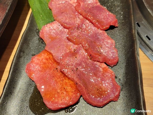 來到大阪梗係要食燒肉啦