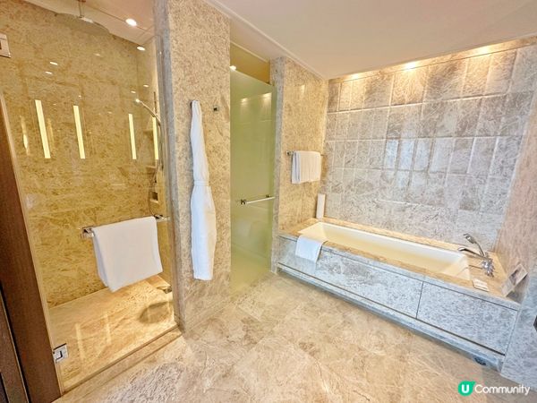 澳門遊（新濠影匯巨星匯+容祖兒演唱會）