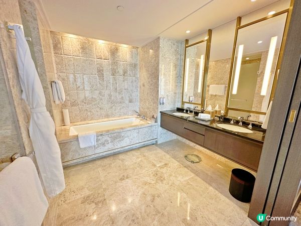 澳門遊（新濠影匯巨星匯+容祖兒演唱會）