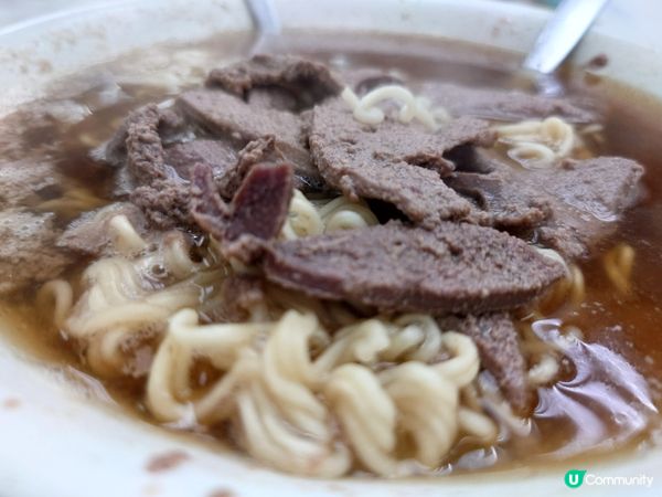 深水埗非常出名的豬潤麵