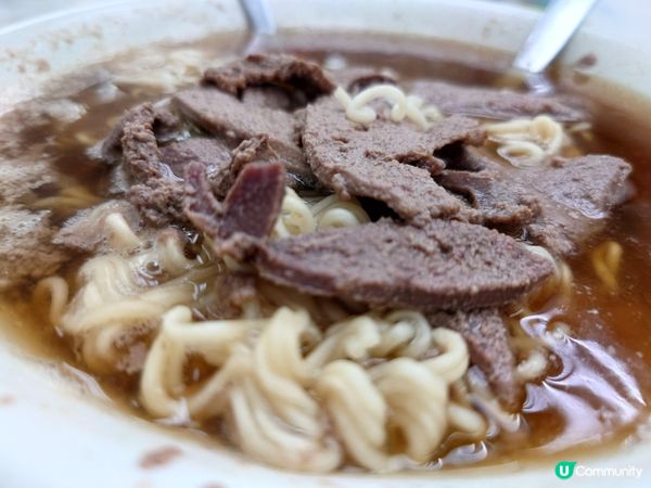 深水埗非常出名的豬潤麵