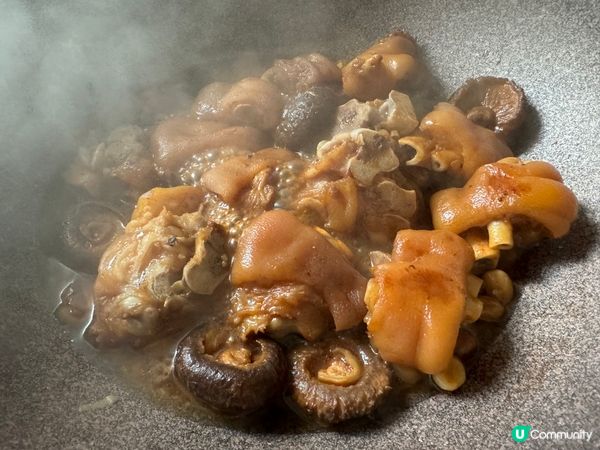 南乳冬菇花生炆豬手