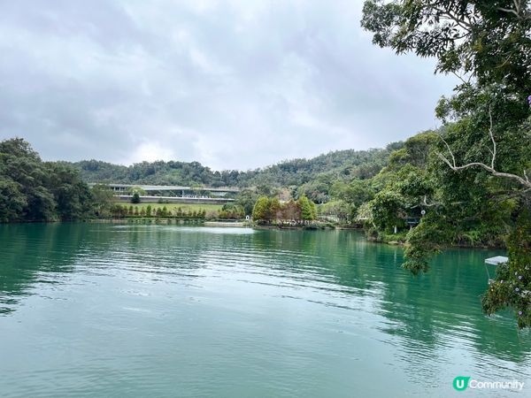 寧靜遼闊的日月潭