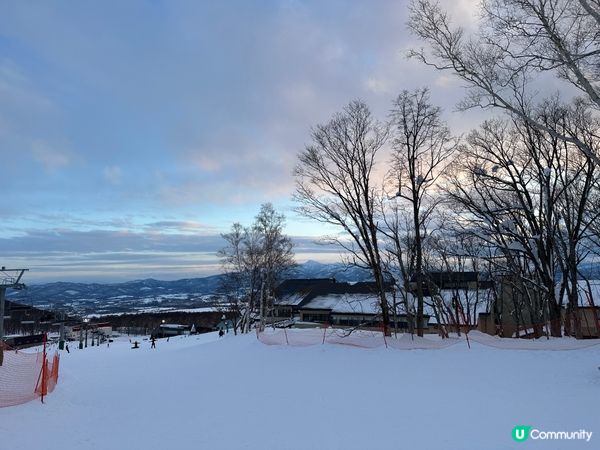 約$400一日買雪票滑雪