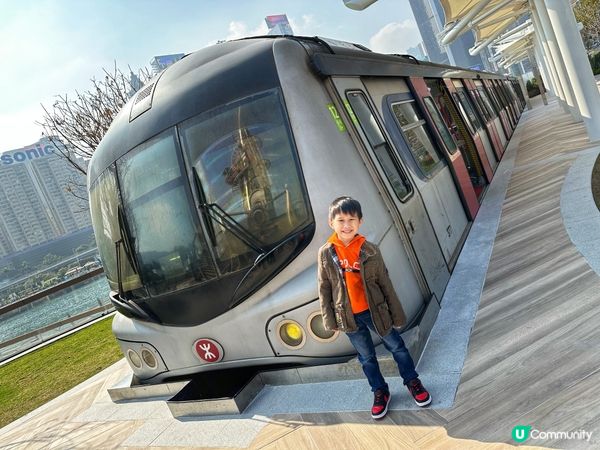 灣仔海濱長廊火車頭打卡位