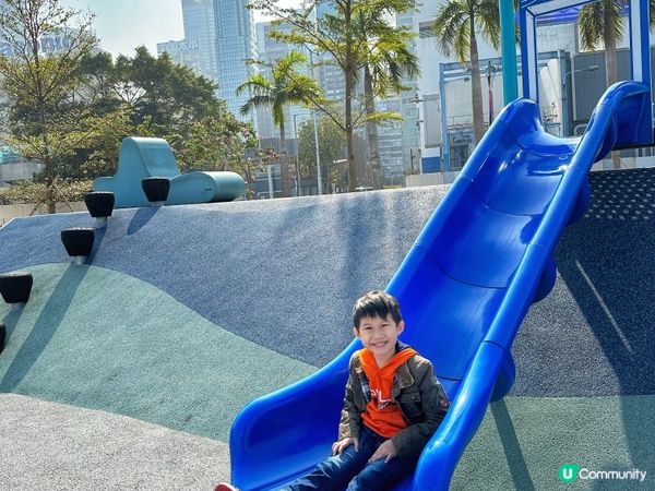 灣仔海濱長廊火車頭打卡位