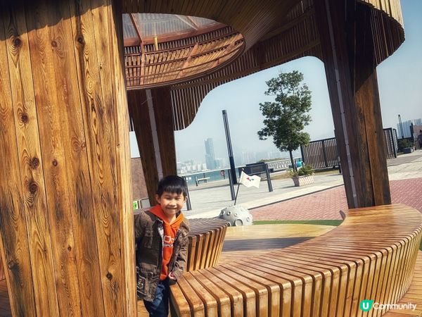 灣仔海濱長廊火車頭打卡位