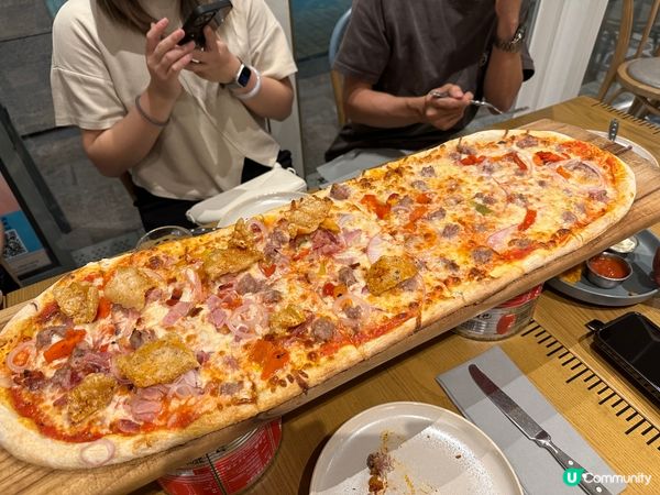 30吋的放縱 , 超長PIZZA~