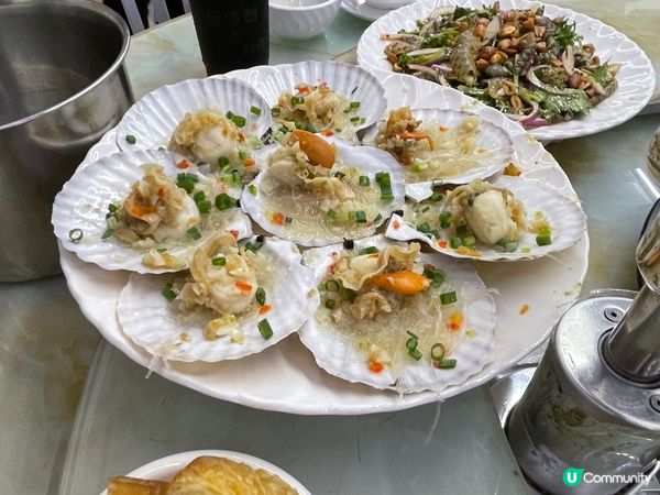 冰鎮咕嚕肉，麻辣魚皮，蒜蓉蒸帶子，炸小饅頭，炸乳鴿