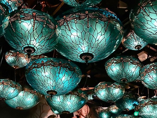 上面分別係位於大館既Dragonfly酒吧，間酒吧特別之處就...