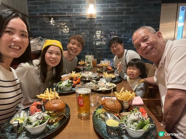 初次遊英國倫敦，網上申請入場參觀我大英博物館，免費的！拍了一...