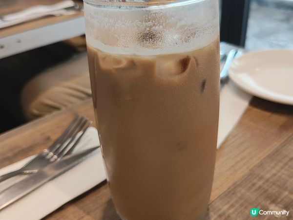 夏日熱辣辣，喺荃灣留白cafe，食個叫做「蕉」?嘅甜品，真係...
