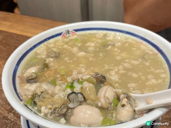 陳儀興！香港最好食蠔餅沒有之一。餓咗潮州菜好耐，平時帶埋呀囡...