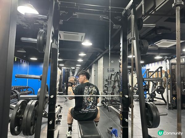 在S2o，海灘清水灣的夏天活動以及在著名的酒家，健身場所