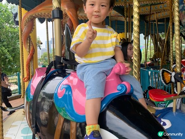 炎炎夏天，我帶住Gavin去左維園上踢足球、到左葵芳新都會U...