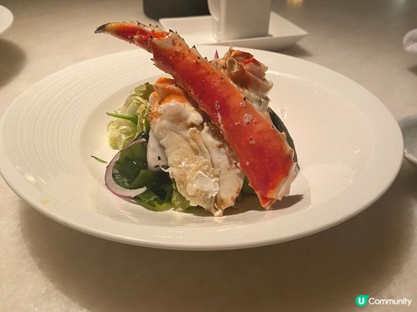 有本地斗滾?煲，先食?煲後打邊爐 。仲有台北?同燒肉，炭爐燒...