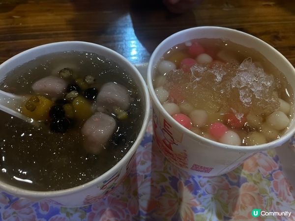 去台北除?行夜市，必須要到大稻埕和迪化街商圈，有很多地道美食...