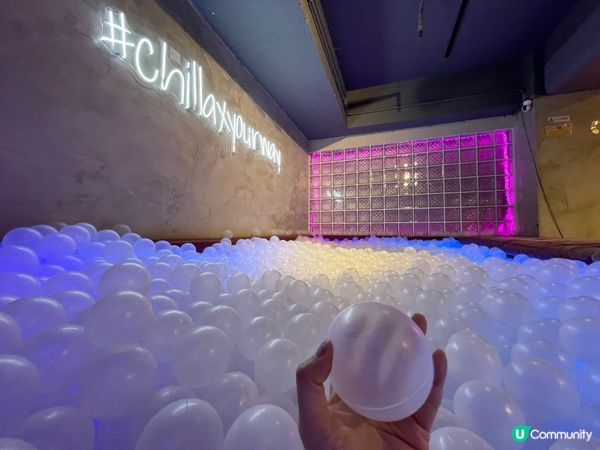 觀塘party Room超深波波池