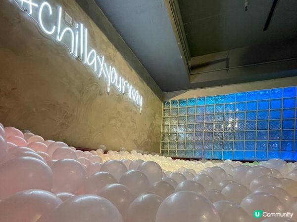 觀塘party Room超深波波池