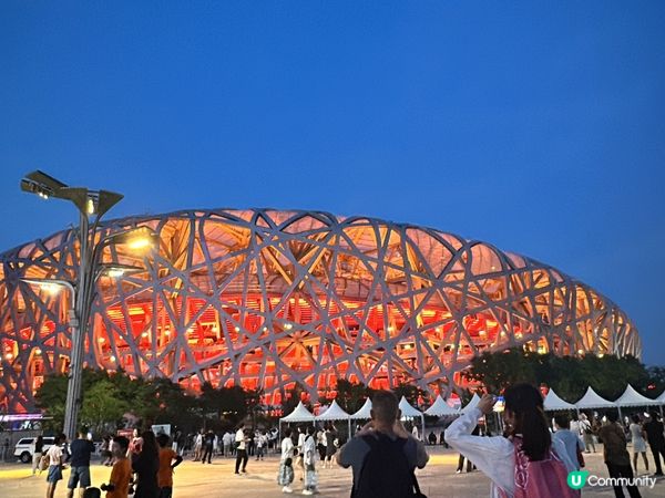 北京好適合去，可以見到書中所教，有國家體育館，水立坊，天壇公...