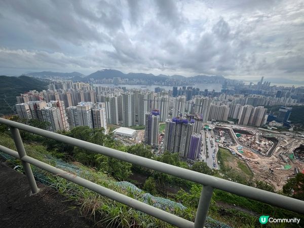 由安泰村出發，花30分鐘上山
