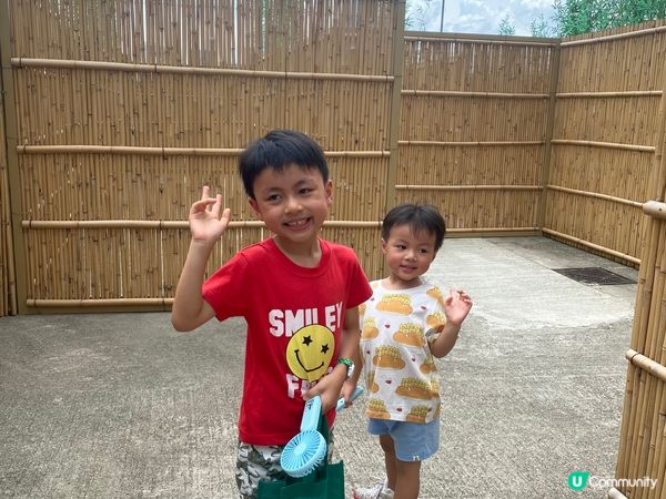 新濠水上樂園，最岩夏天去，有室外室內，大人小朋友都岩玩